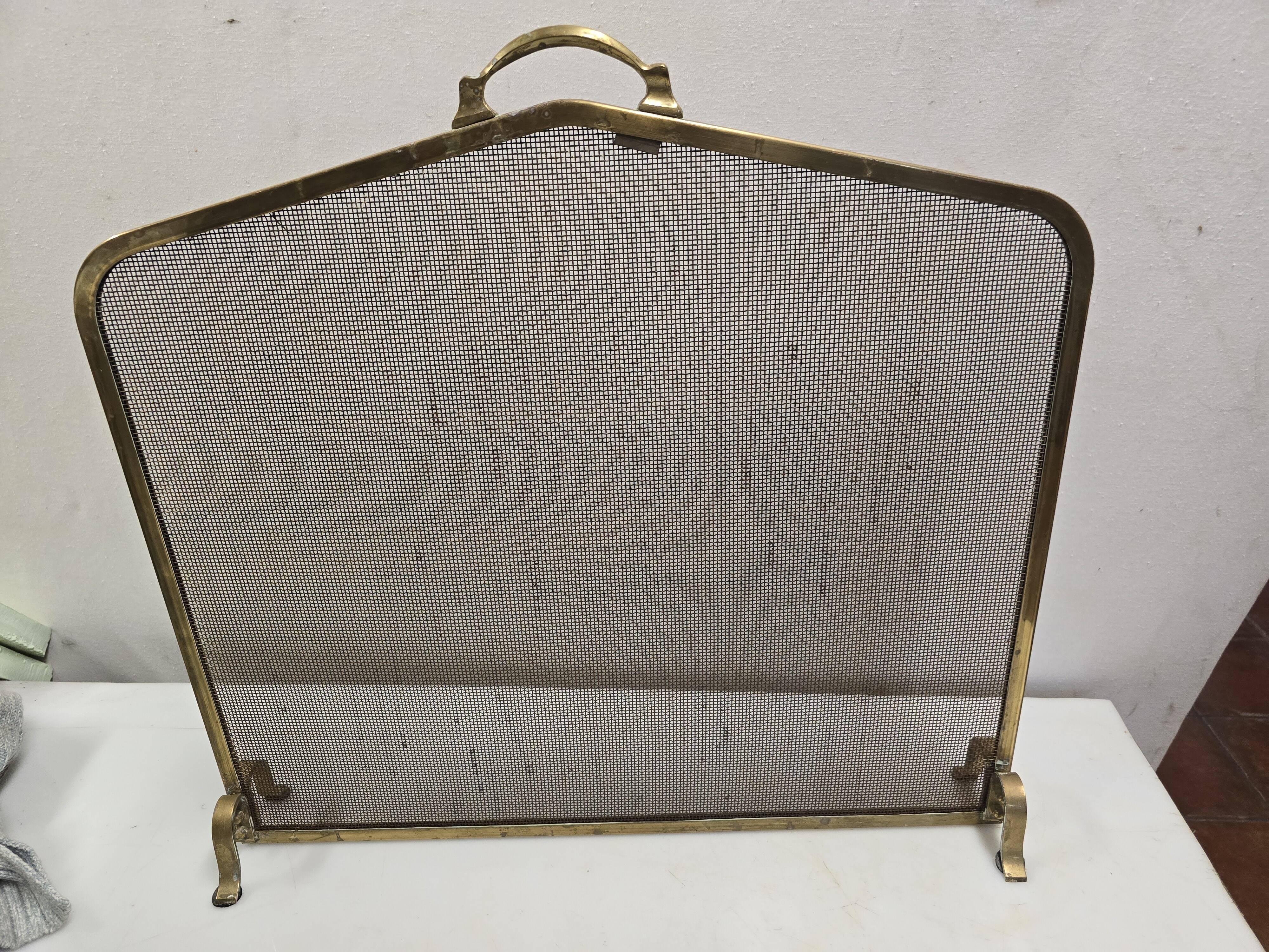 Brass fire screen