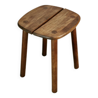 Attribué à Pierre Gautier Delaye. tabouret bois, France, circa 1960