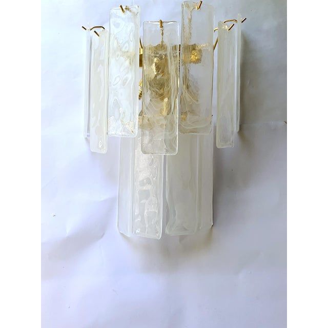 Set of Two Contemporary Venied-White "Alabastro" Listelli Murano Wall Sconces