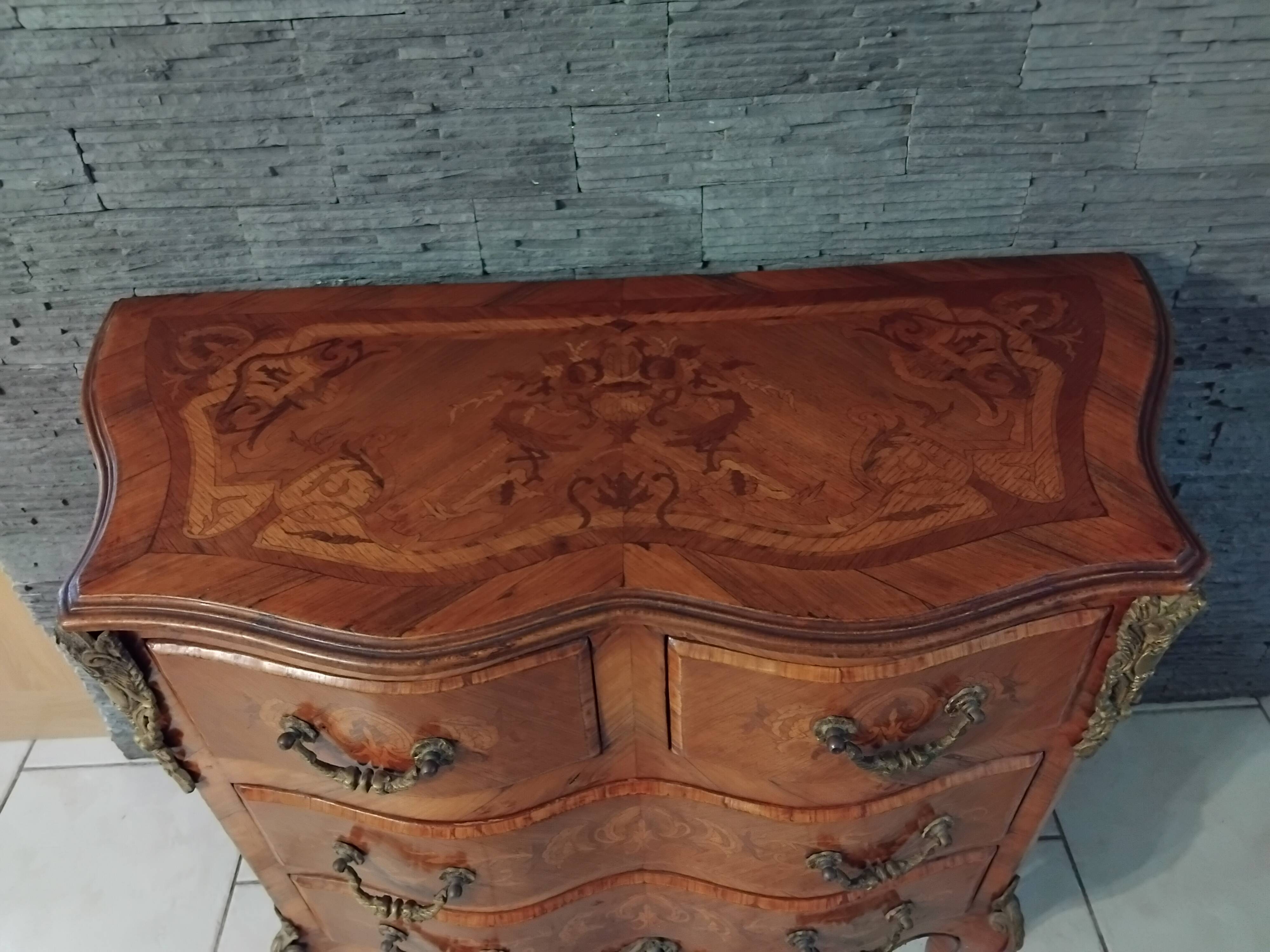 Antique louis xv style chest of drawers