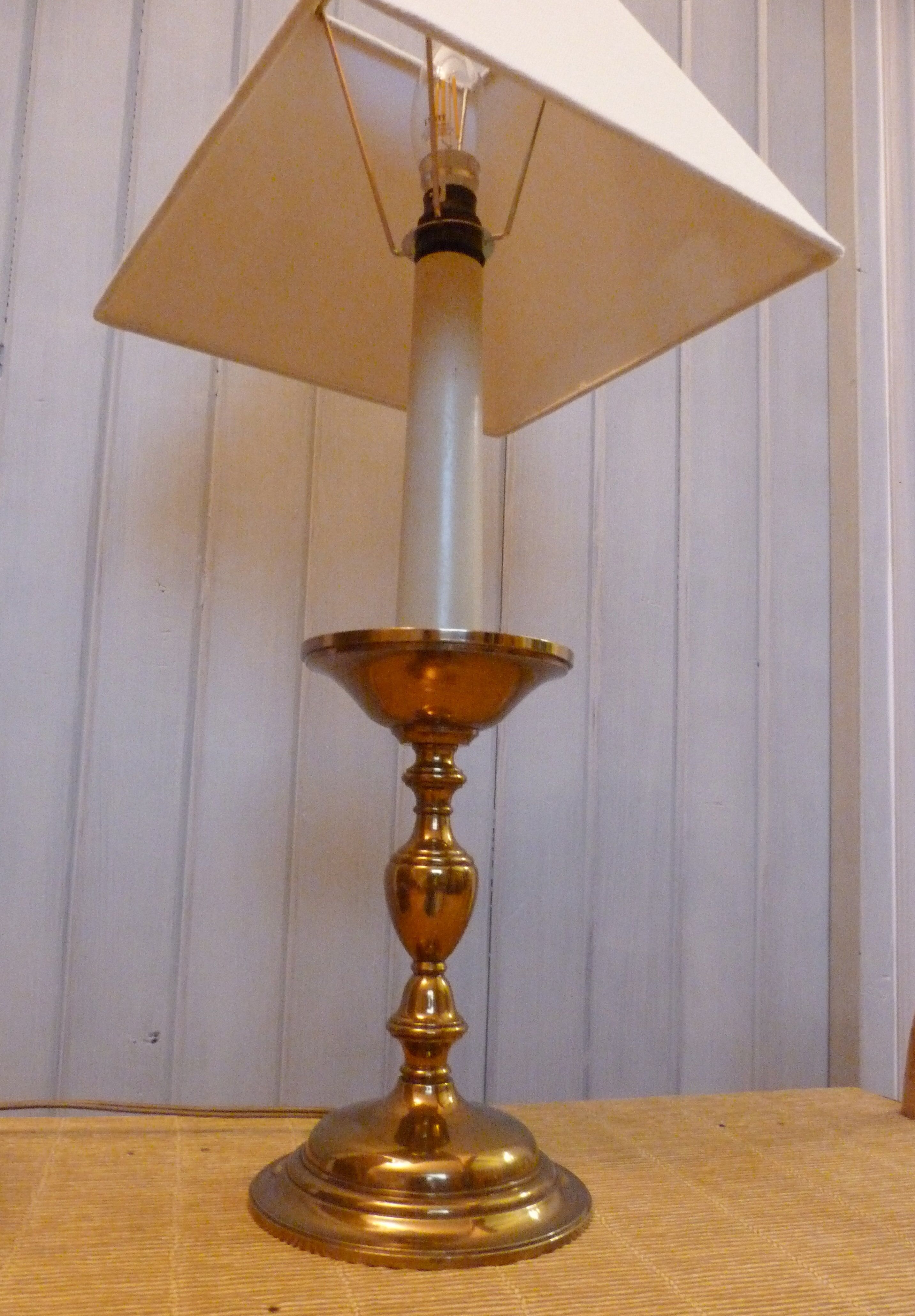 Candlestick lamp