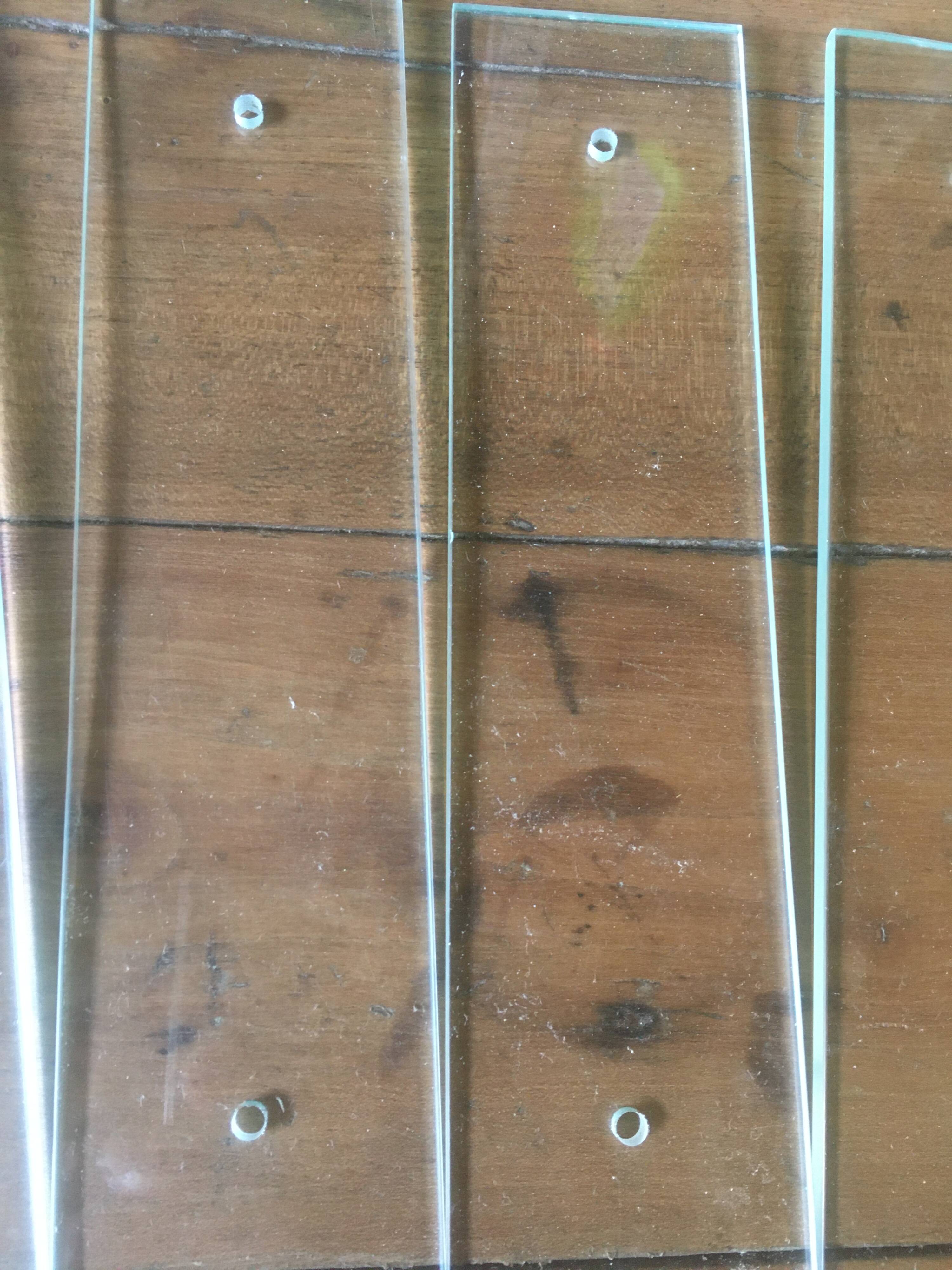 Lot de 5 plaques de propeté en verre PM