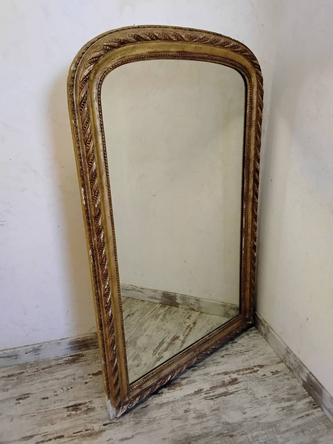 Grand miroir ancien
