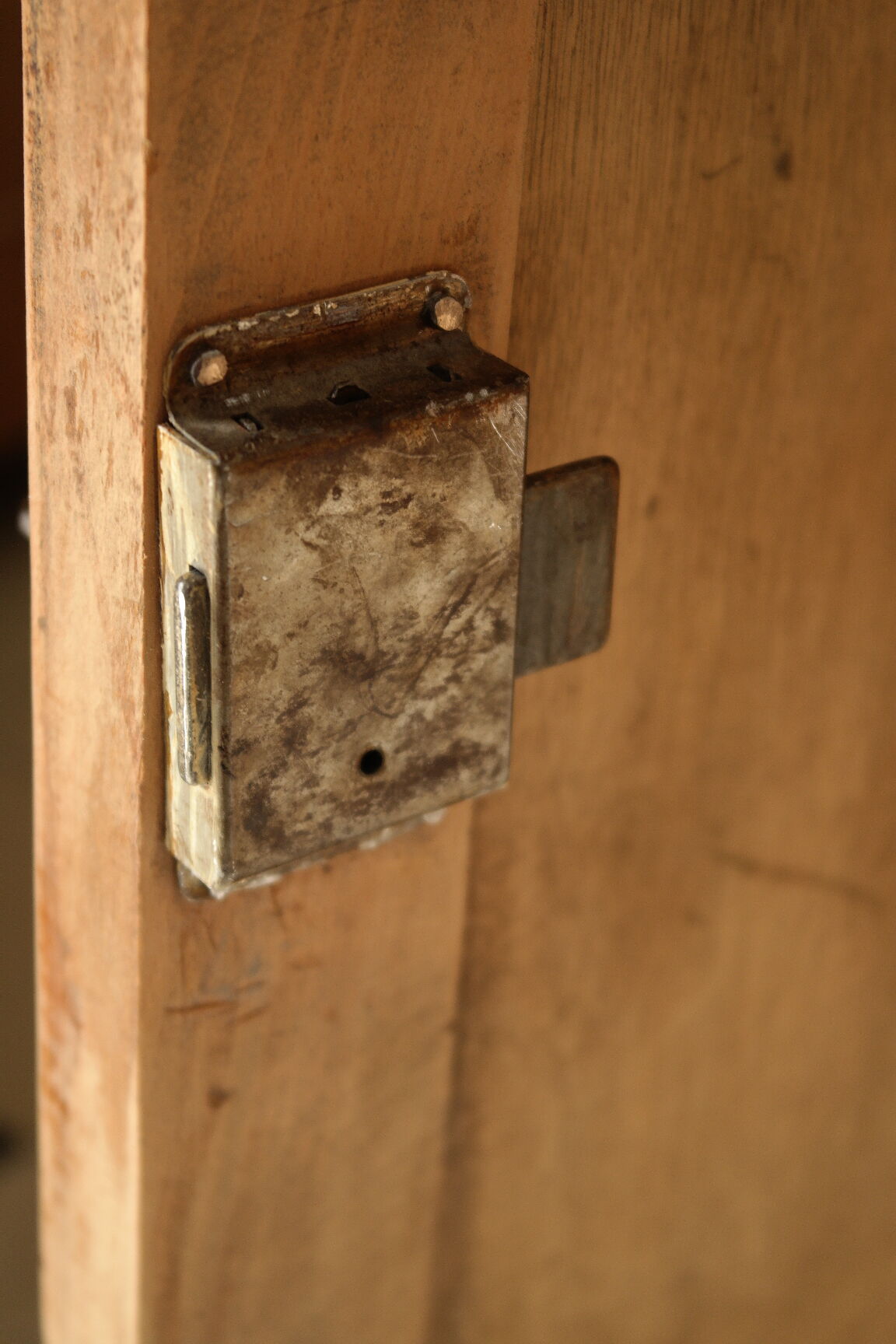 Carved wooden sideboard 20/30s