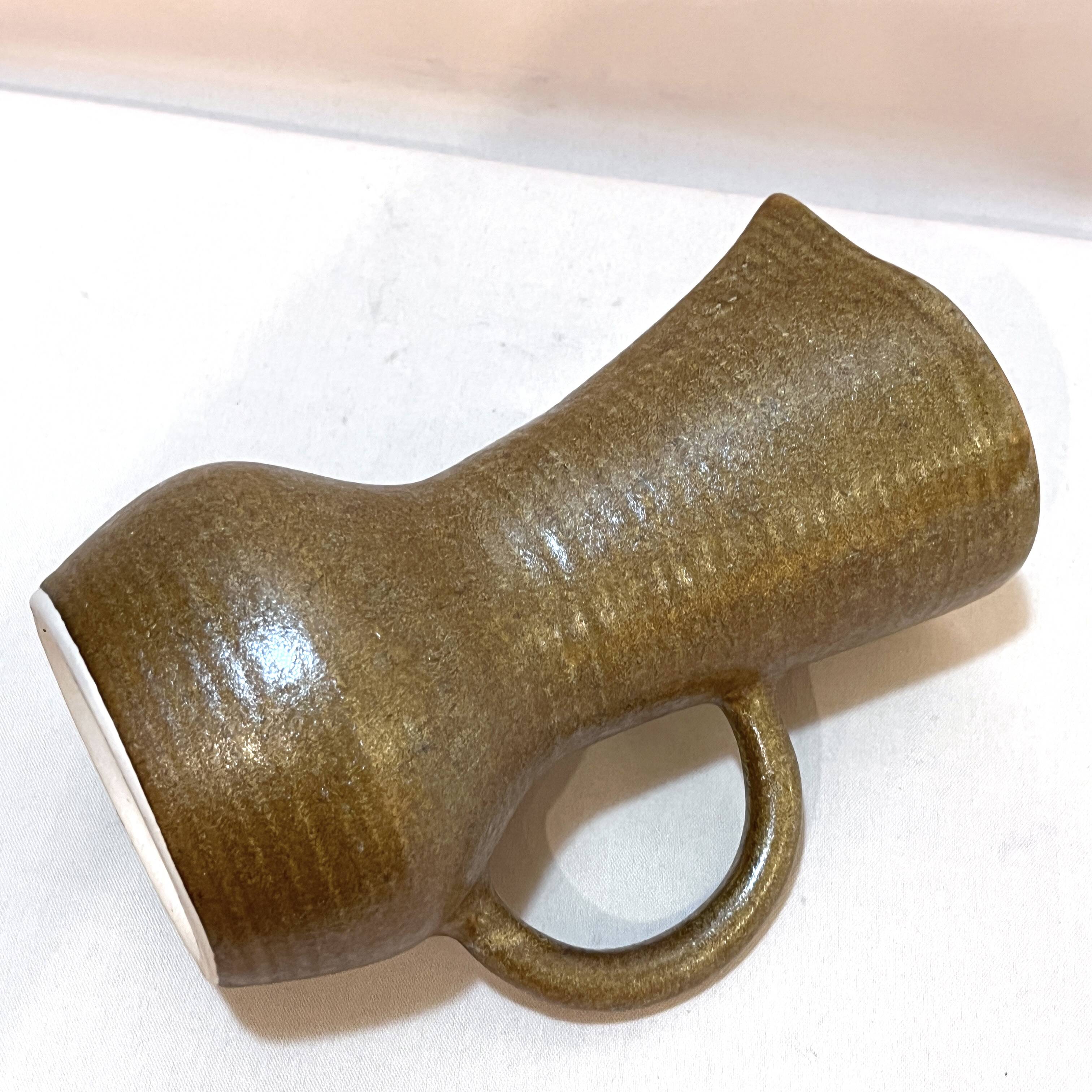 Pichet Digoin forme libre  brutaliste en grès beige vintage 1960