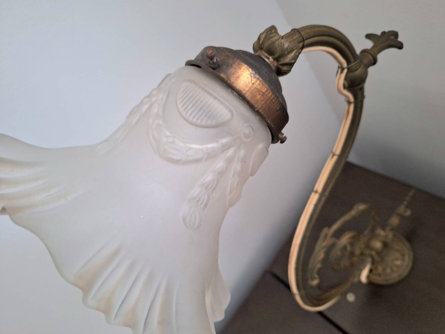Art Deco wall light, antique lighting