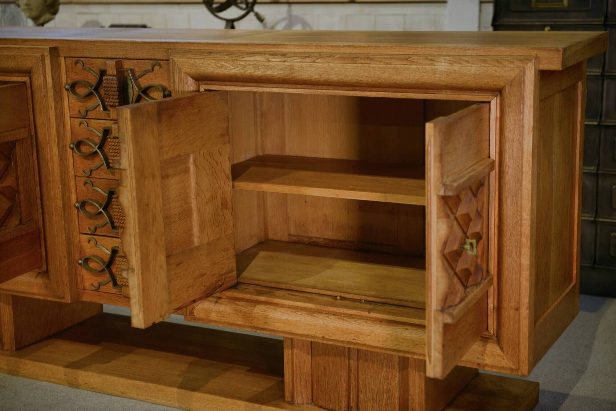 Art Deco buffet in oak and wrought iron by Léon and Maurice Jallot 1940s