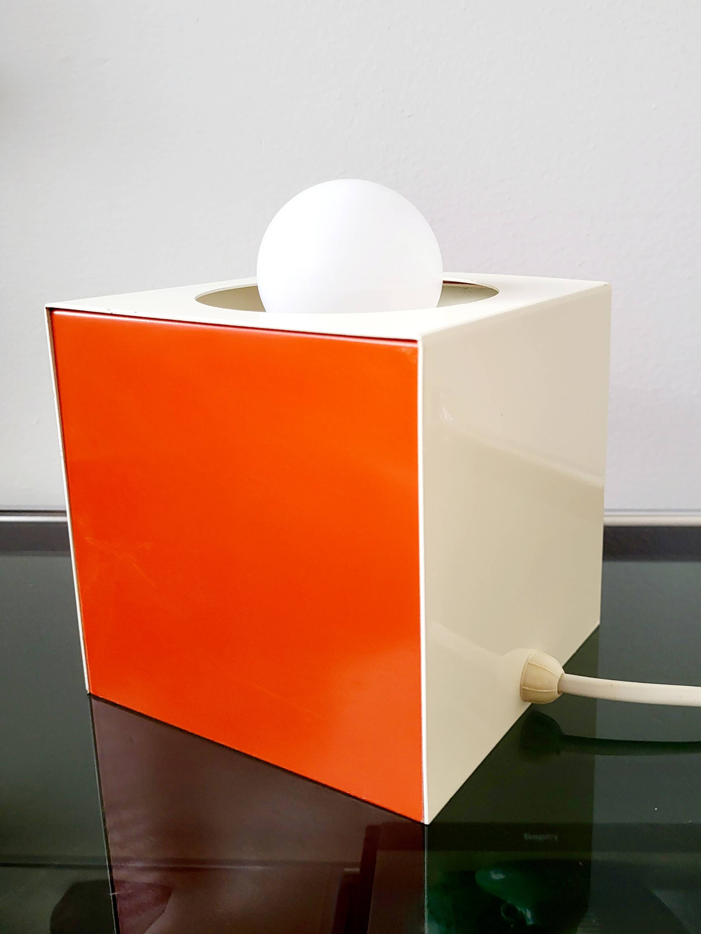 Lampe tafel « cube » de l'ère spatiale, Anvia, Johannes Joseph Maria (Jan) Hoogervorst