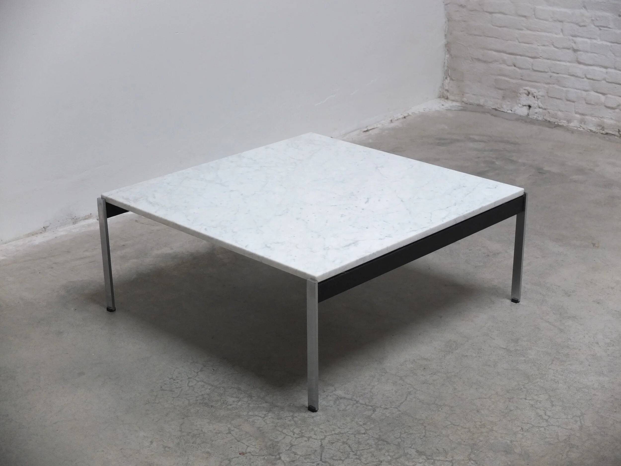Table basse en marbre '020 Series' par Kho Liang Ie pour Artifort, 1958