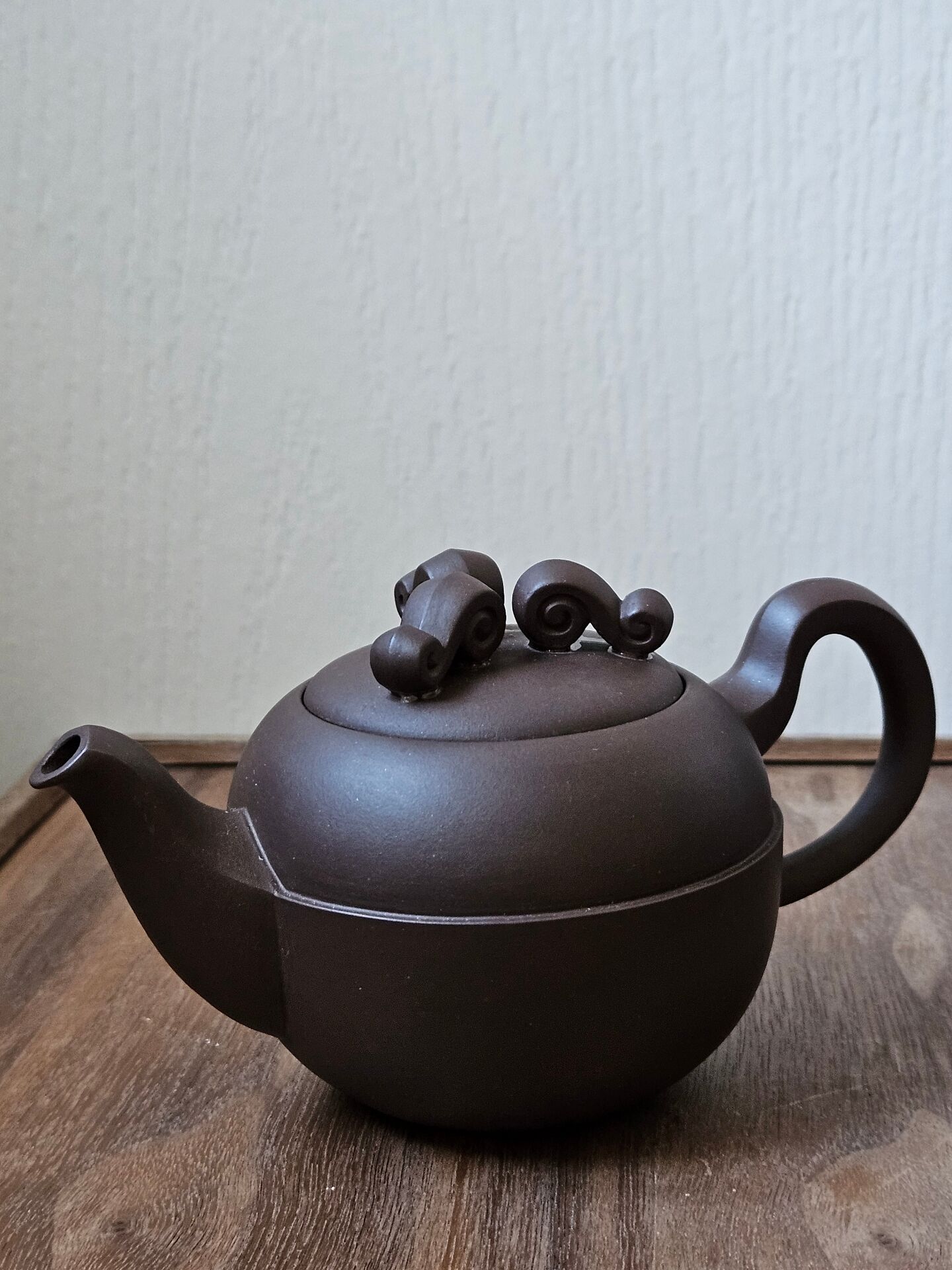 Yixing clay tea set