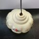 Suspension ancienne lumapel bakélite blanc avec décor fleurs années 70 vintage