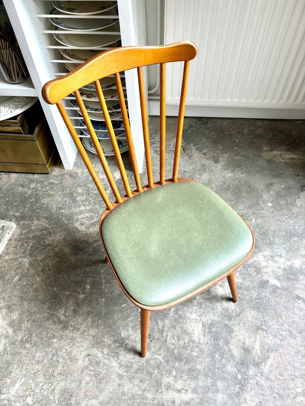 Baumann bistro chair in light wood and green skai, “Menuet” model