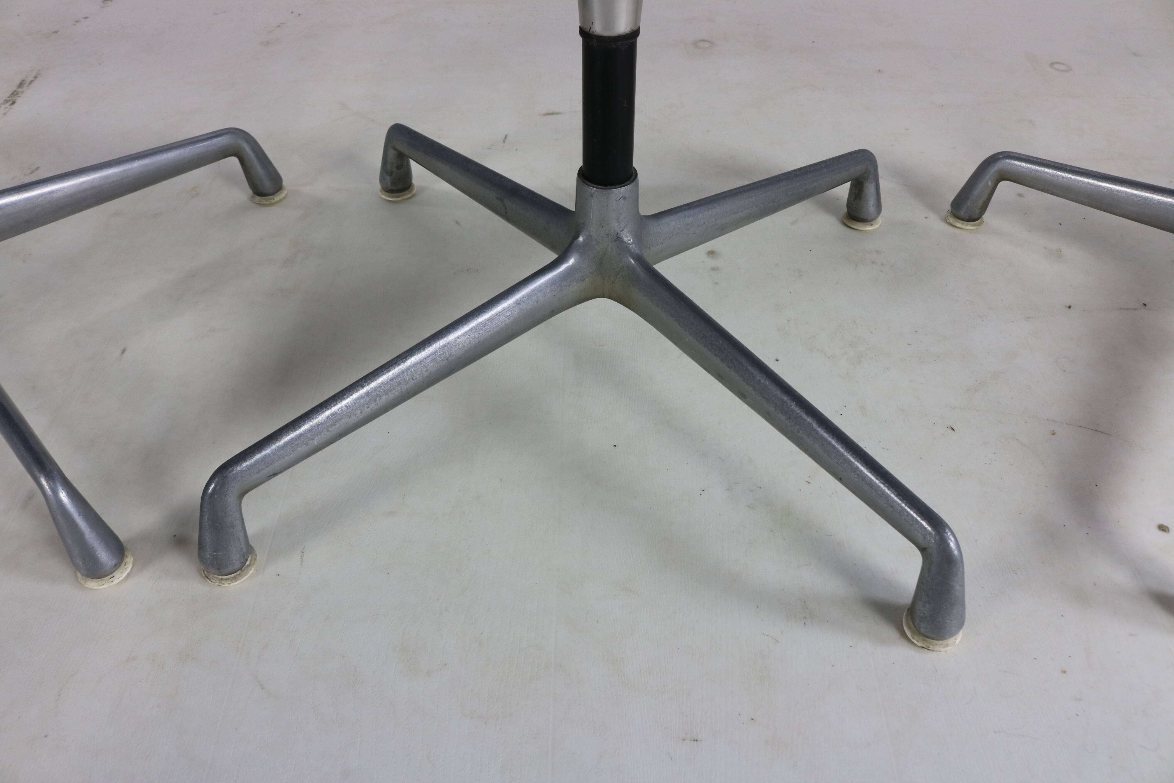 Set of seven office chairs by Charles Eames for Herman Miller Usa design