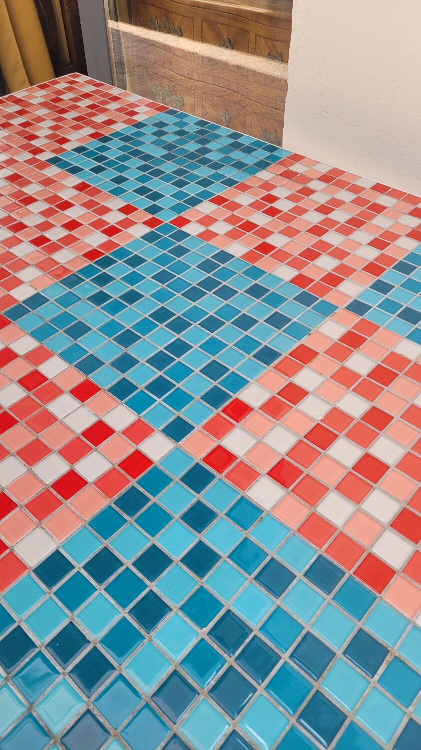 Old farmhouse table with mosaic top and tapered legs - 2m64