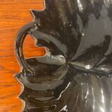 Plat forme feuille noir