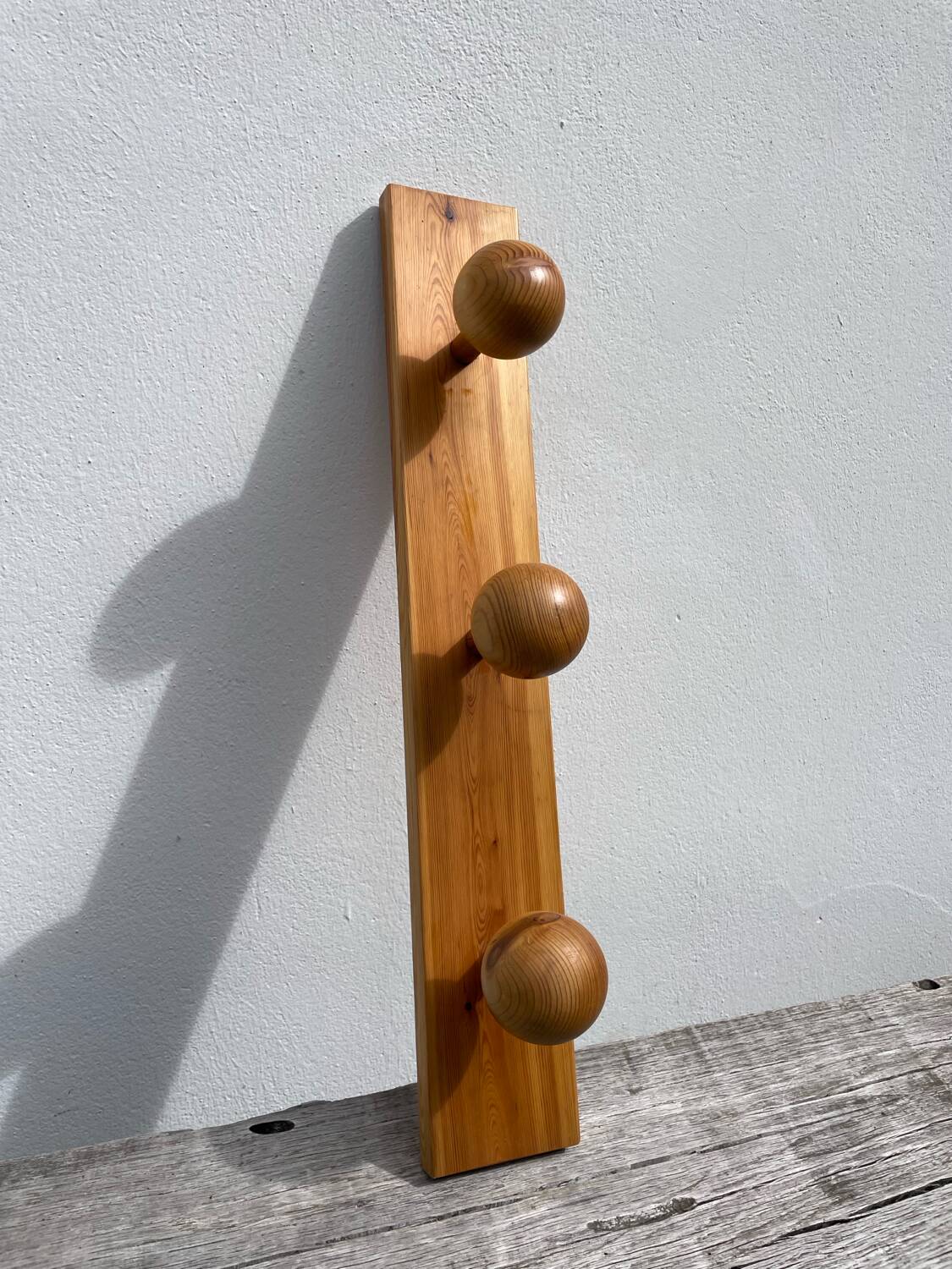 Maison Regain 1980 wooden wall coat rack