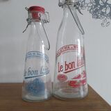 Set of 2 milk bottles
