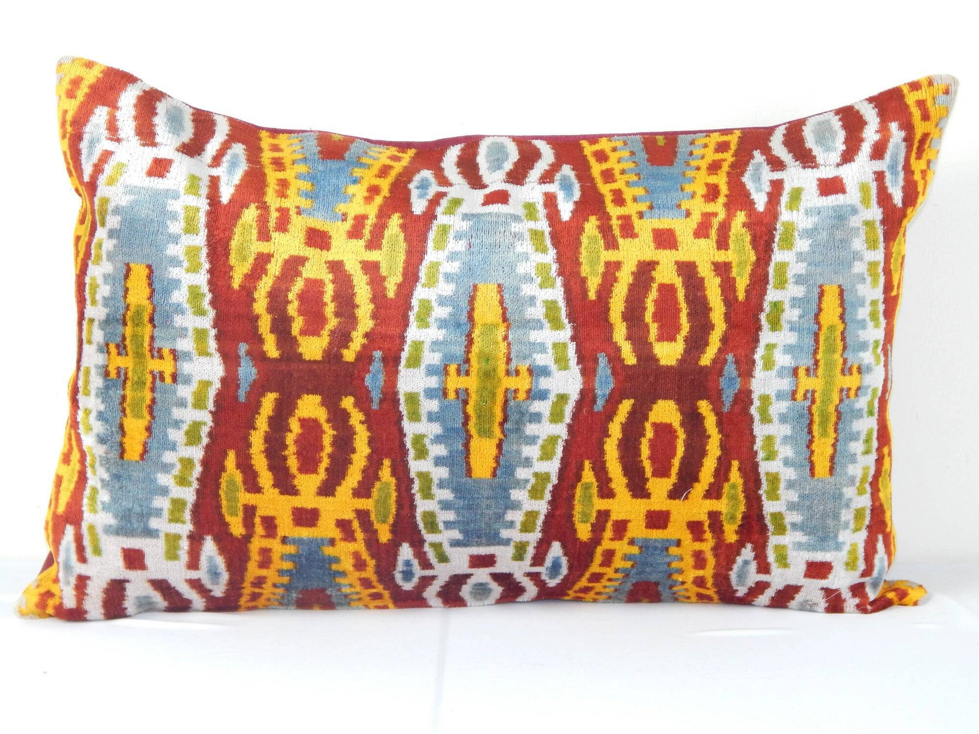 Vintage ikat cushion cover 61x41 cm
