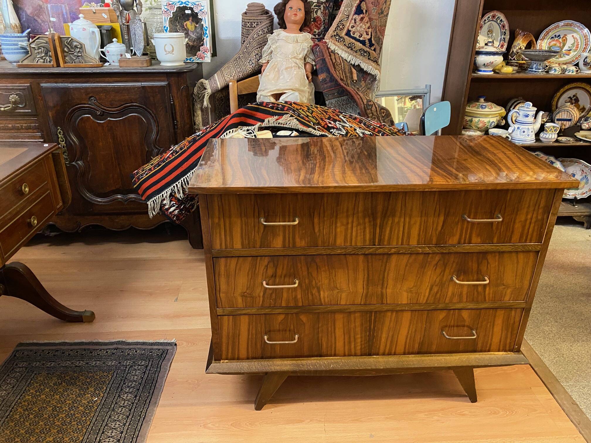 Vintage Chest of Drawers