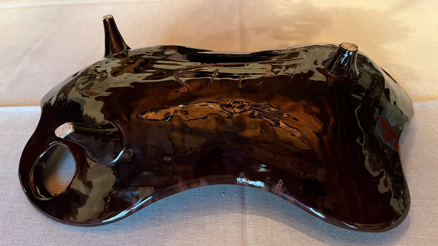 Vallauris fruit bowl signed Acca