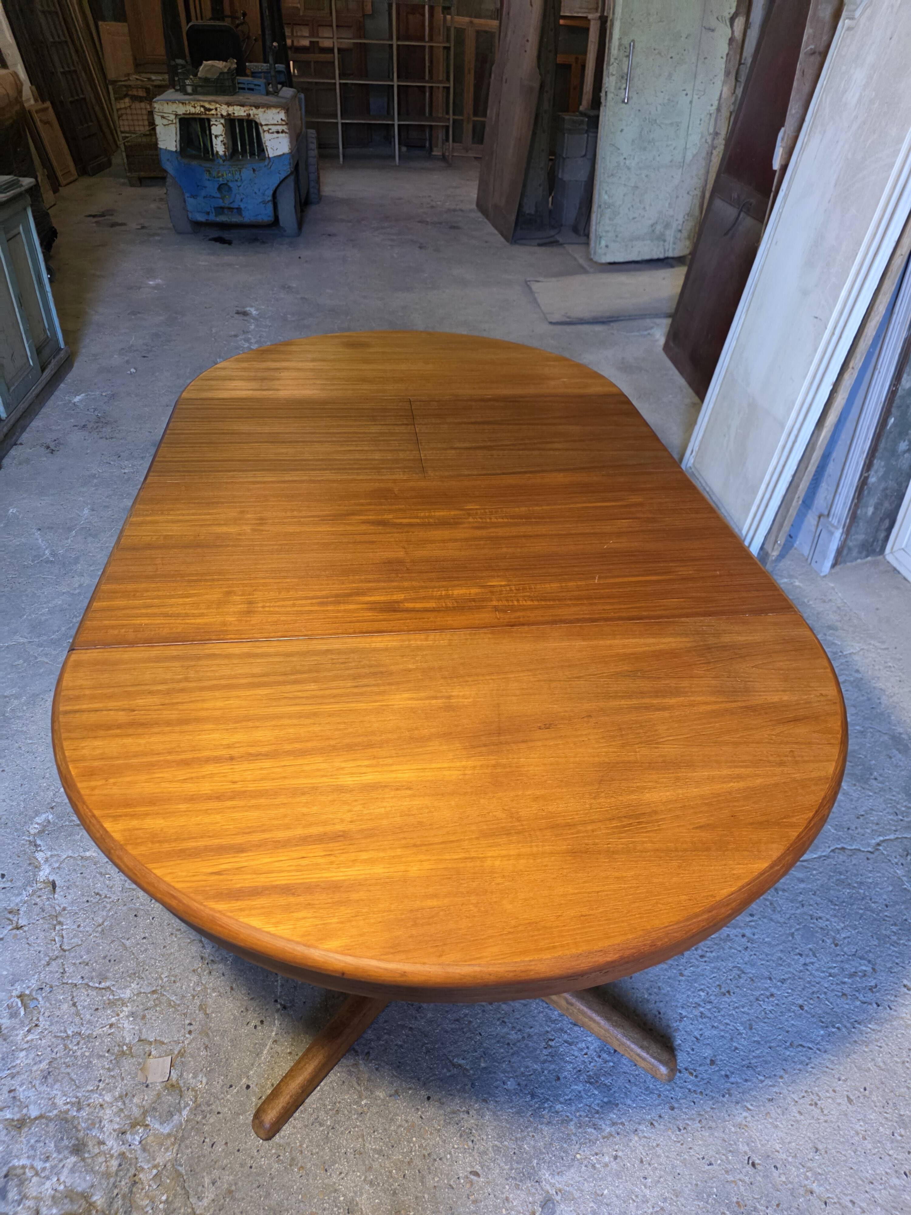 Table Baumann extensible en teck des années 60