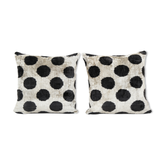 Pair of cushions