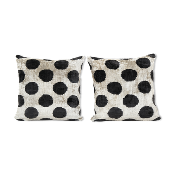 Pair of cushions