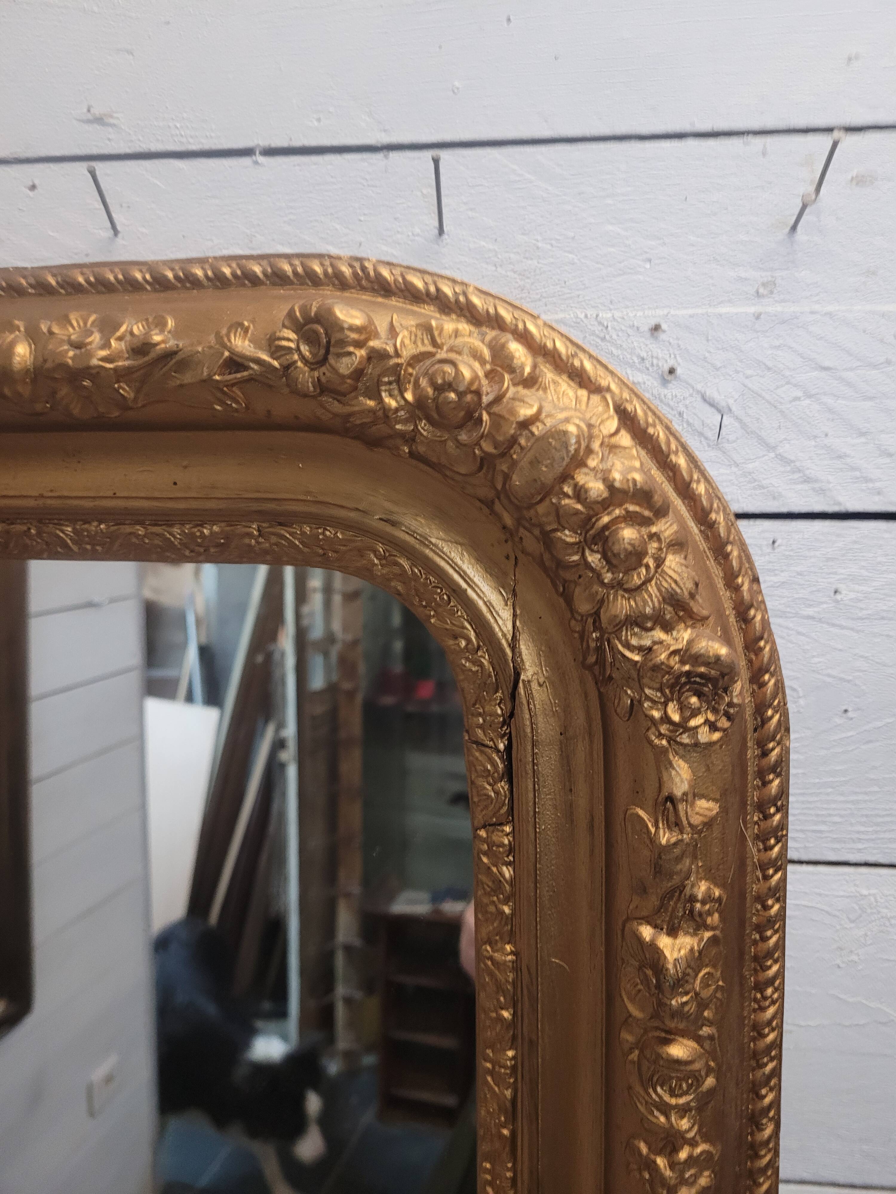 Old Louis Philippe style gilded mirror, 100×83cms