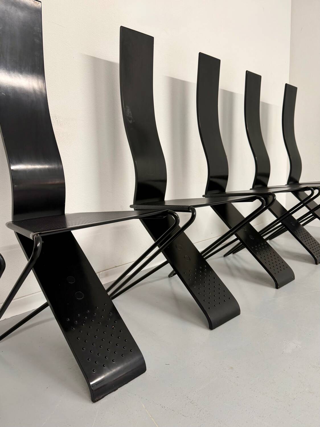Set of 6 Italian design chairs by Pietro Arosio, postmodern, 1980s.