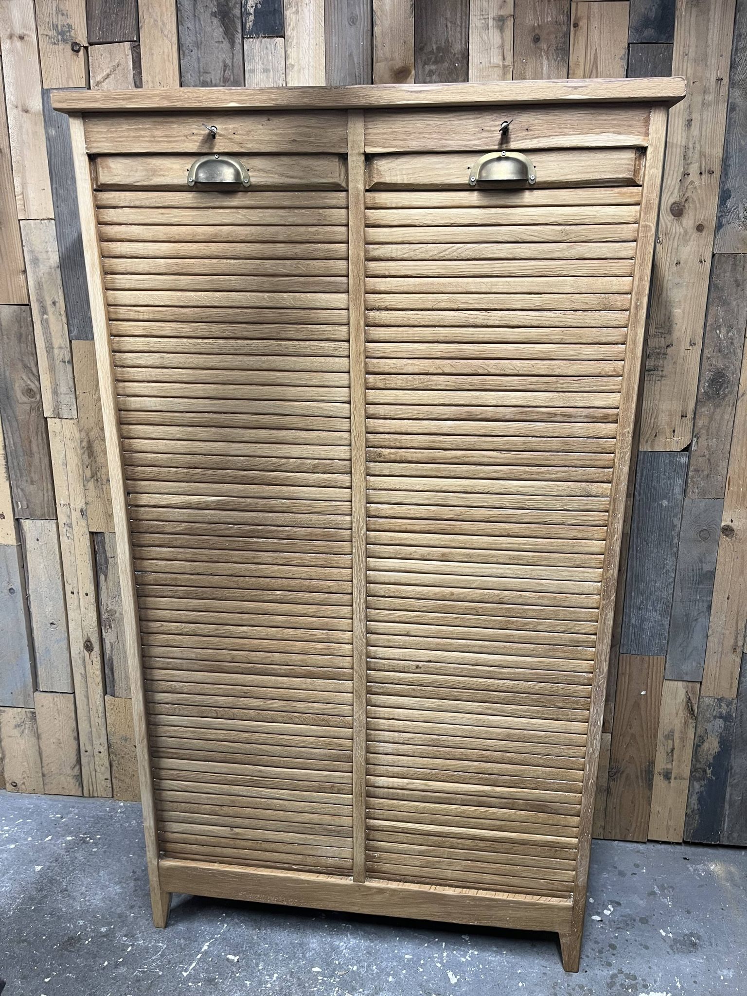 Meuble classeur à rideau double  chêne
