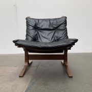 Set of 3 Norwegian Mi-Century Style Siesta Lounge Chairs and Glass Side Table by Ingmar Relling for Westnofa