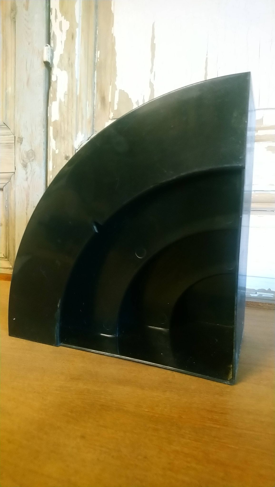 Porte vinyles "Crayonne" en plastique vers 70/80