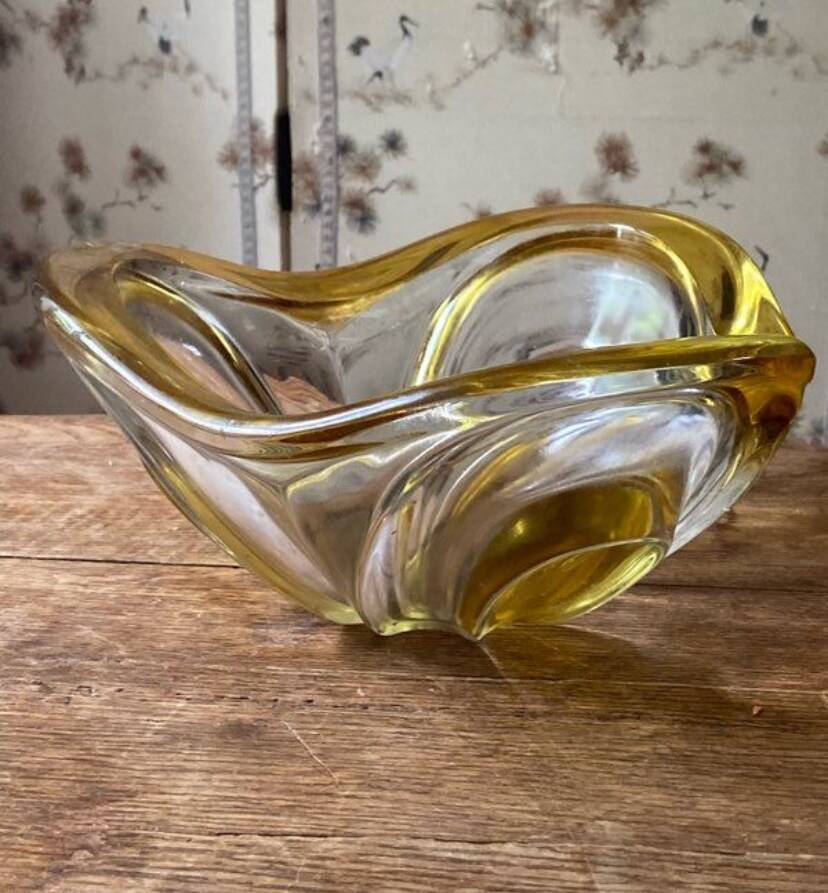 Vintage Murano glass fruit bowl from the 60s