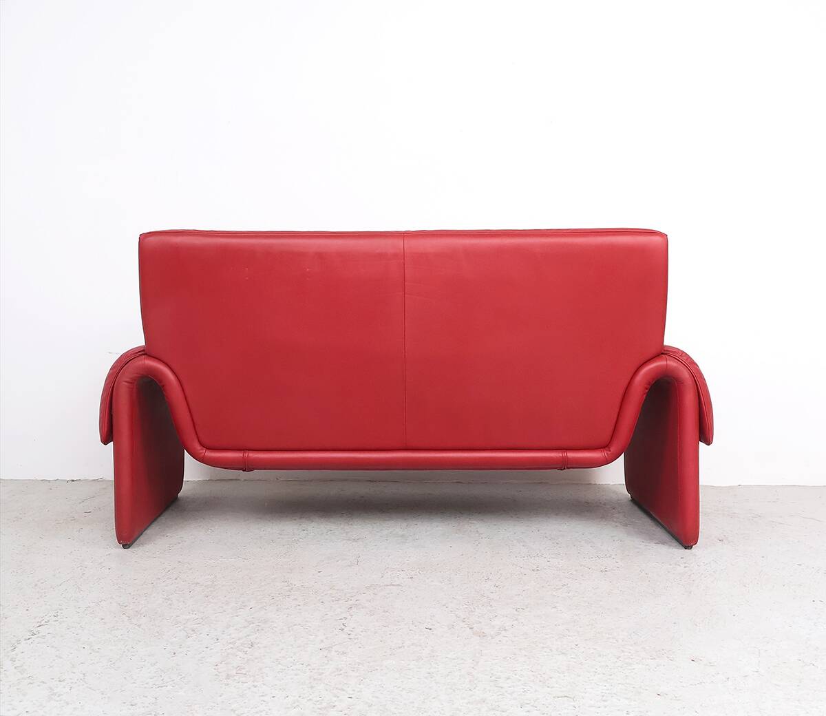 Canapé design en cuir rouge De Sede DS-2011, années 1990