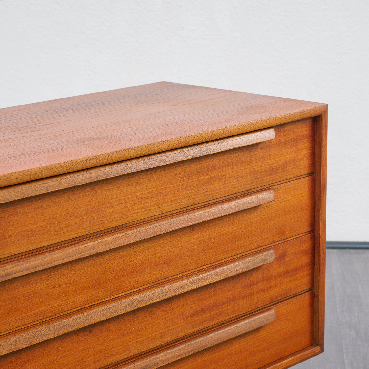 Dresser, years 60, teak
