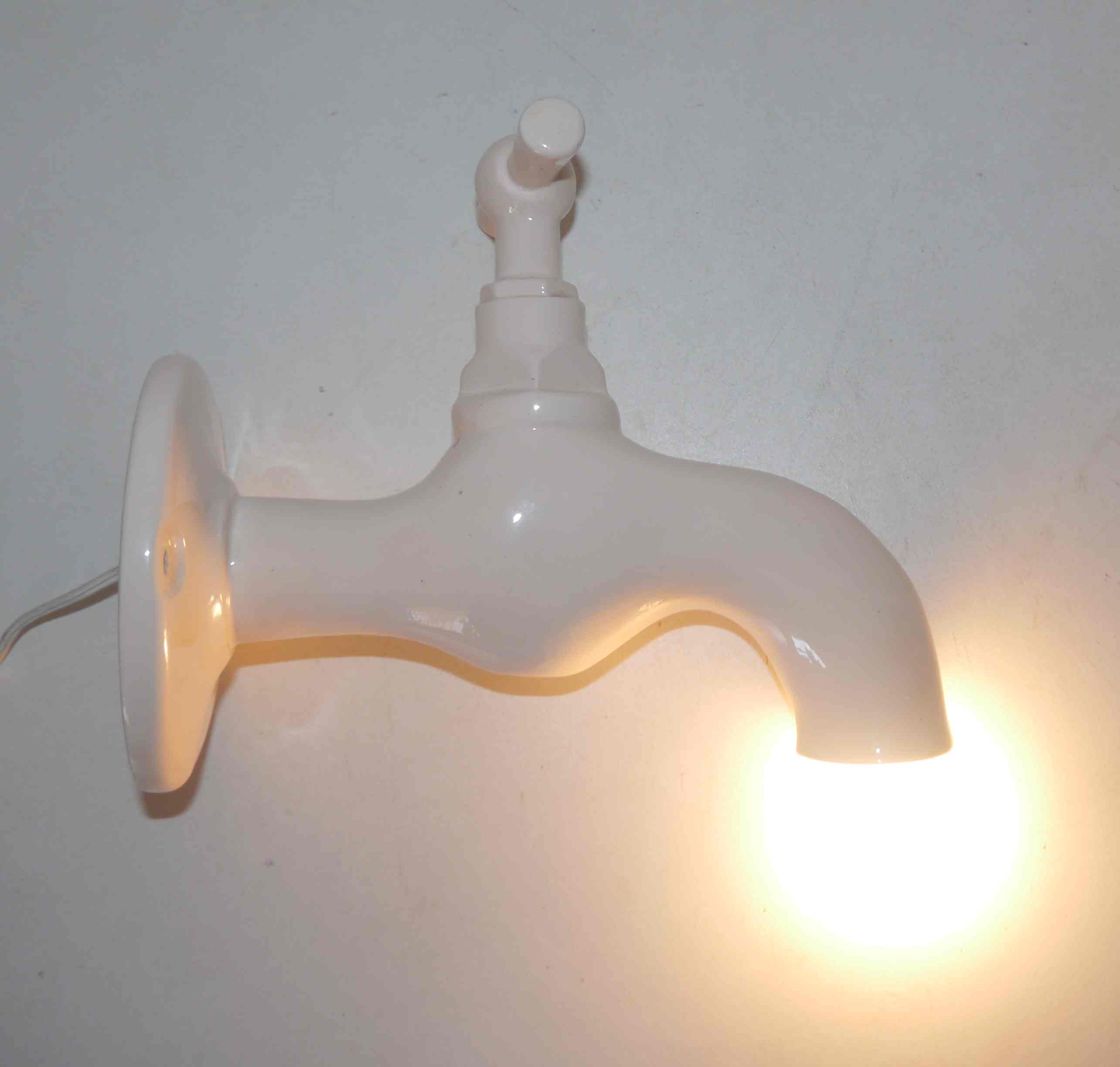 "Robinet" wall lamp from Roche Bobois 80's ceramic