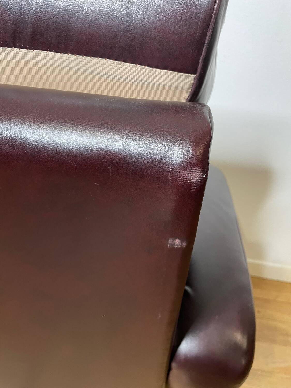 Vintage lounge chair in imitation leather from the 70s