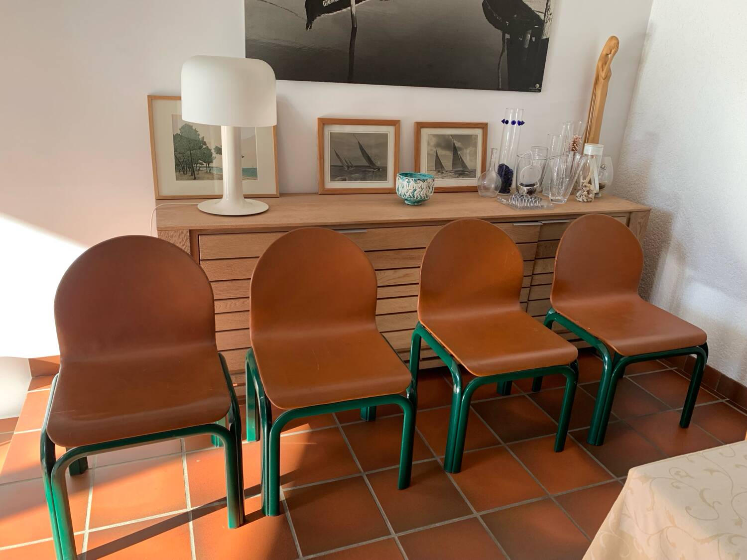 4 chairs model Orsay Gae Aulenti 1975