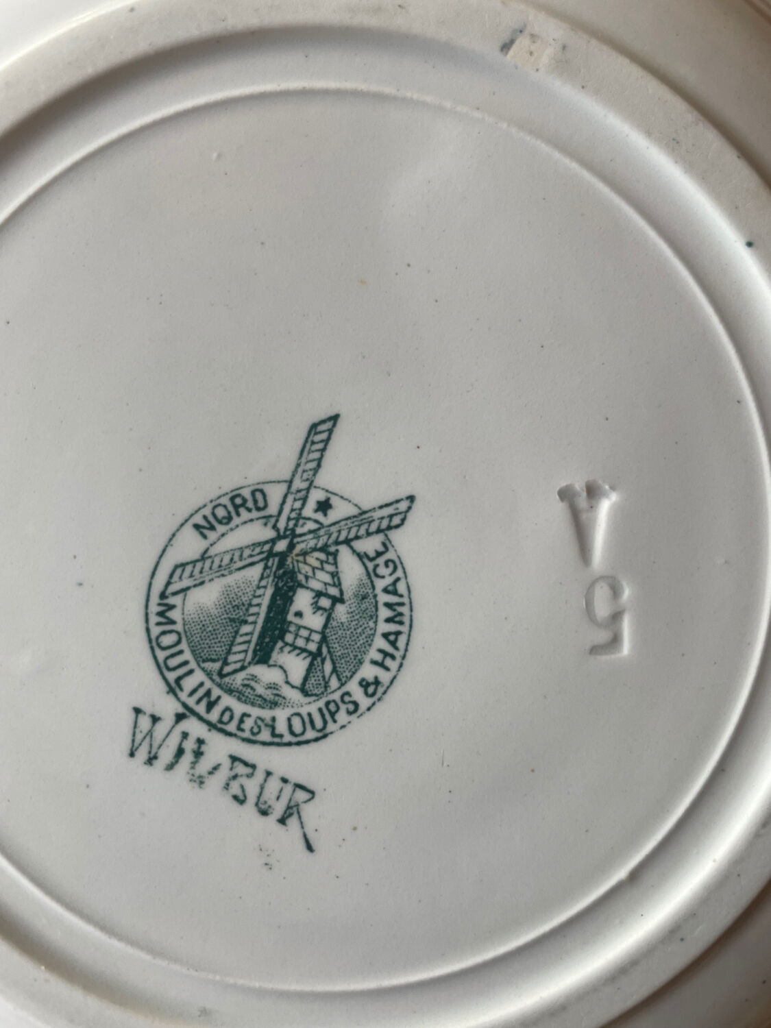 Wilbur Iron Earth Plates