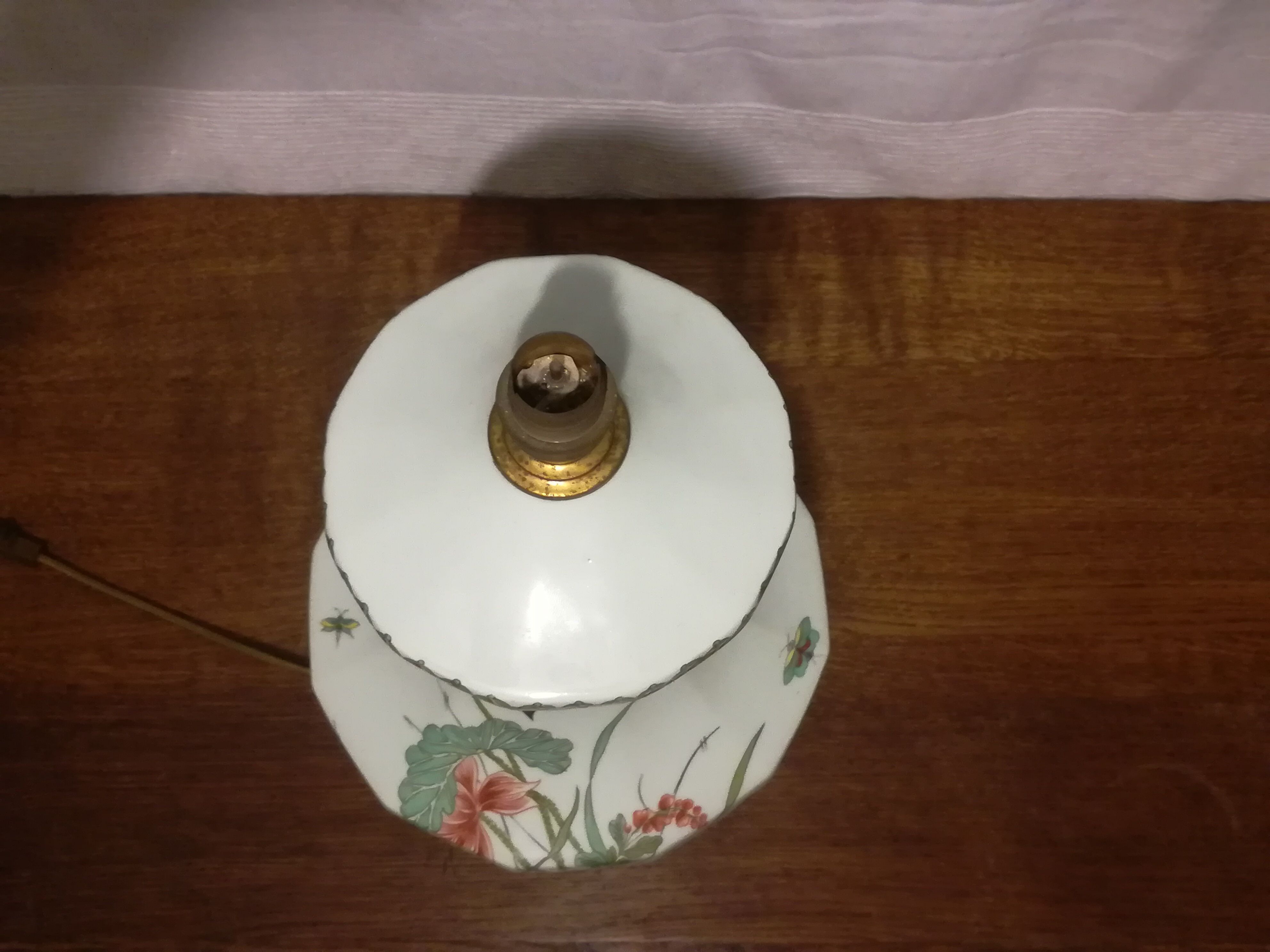 Porcelain porcelain lamp