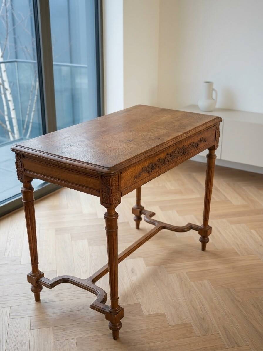 Louis XVI style walnut table with a drawer from the late 19th century.