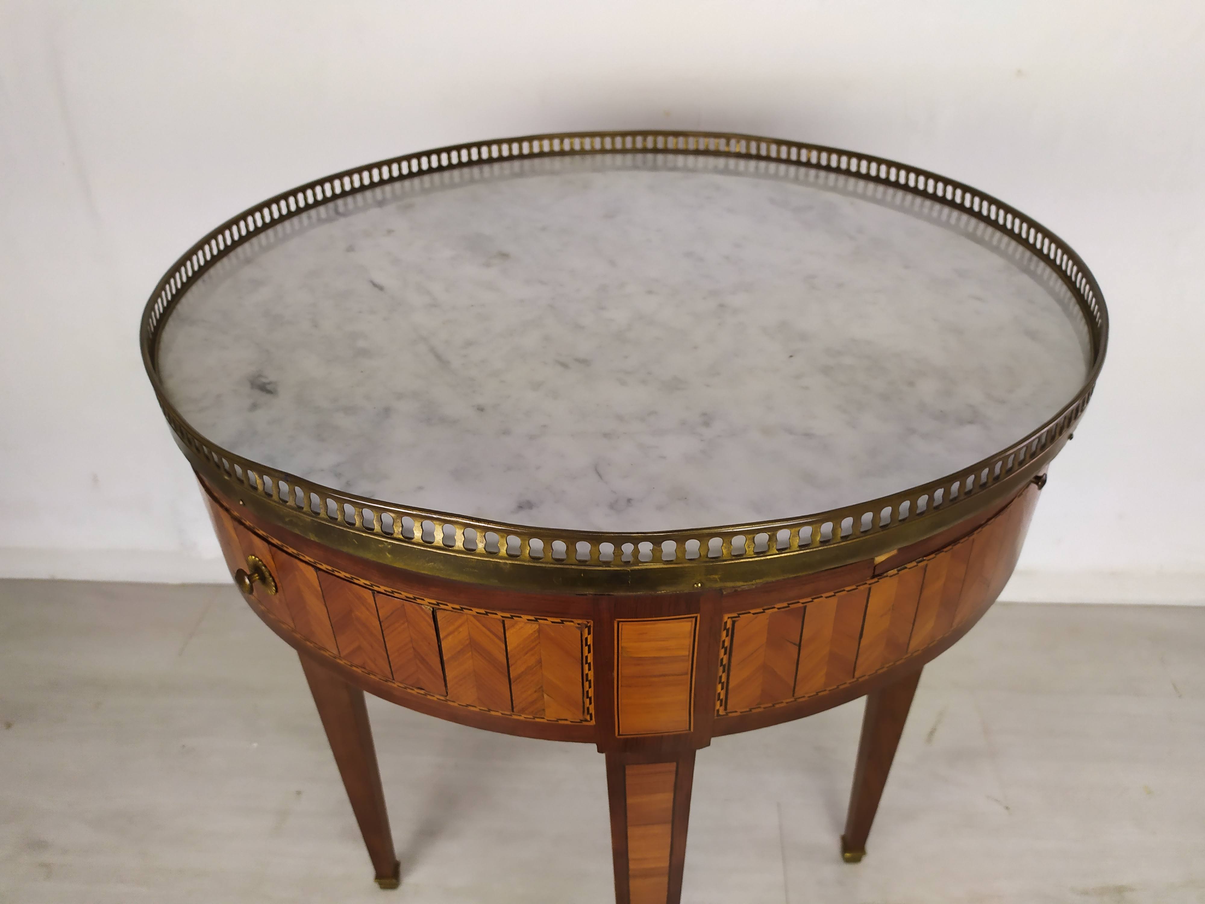 Louis XVI hot water bottle table