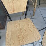 Paire de chaises en Formica effet bois