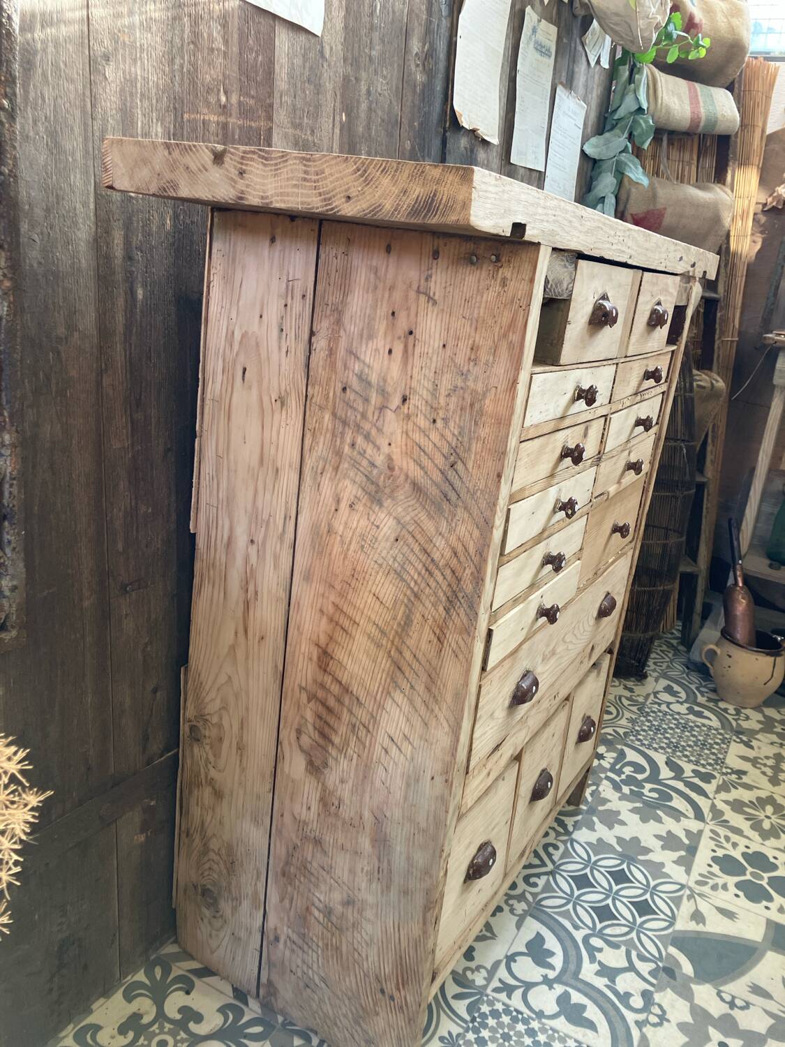 Watchmaker's workbench