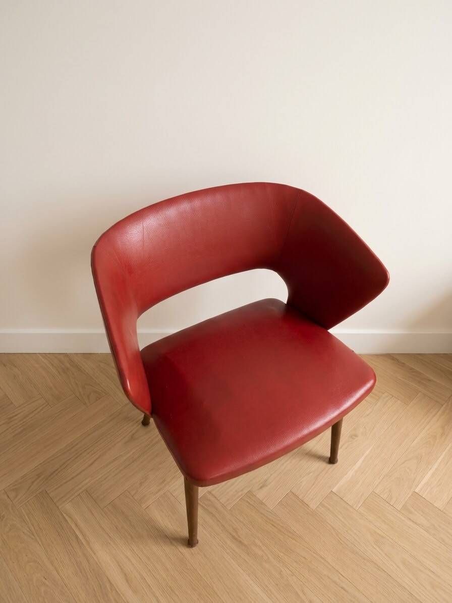 Fauteuil vintage années 50 rouge