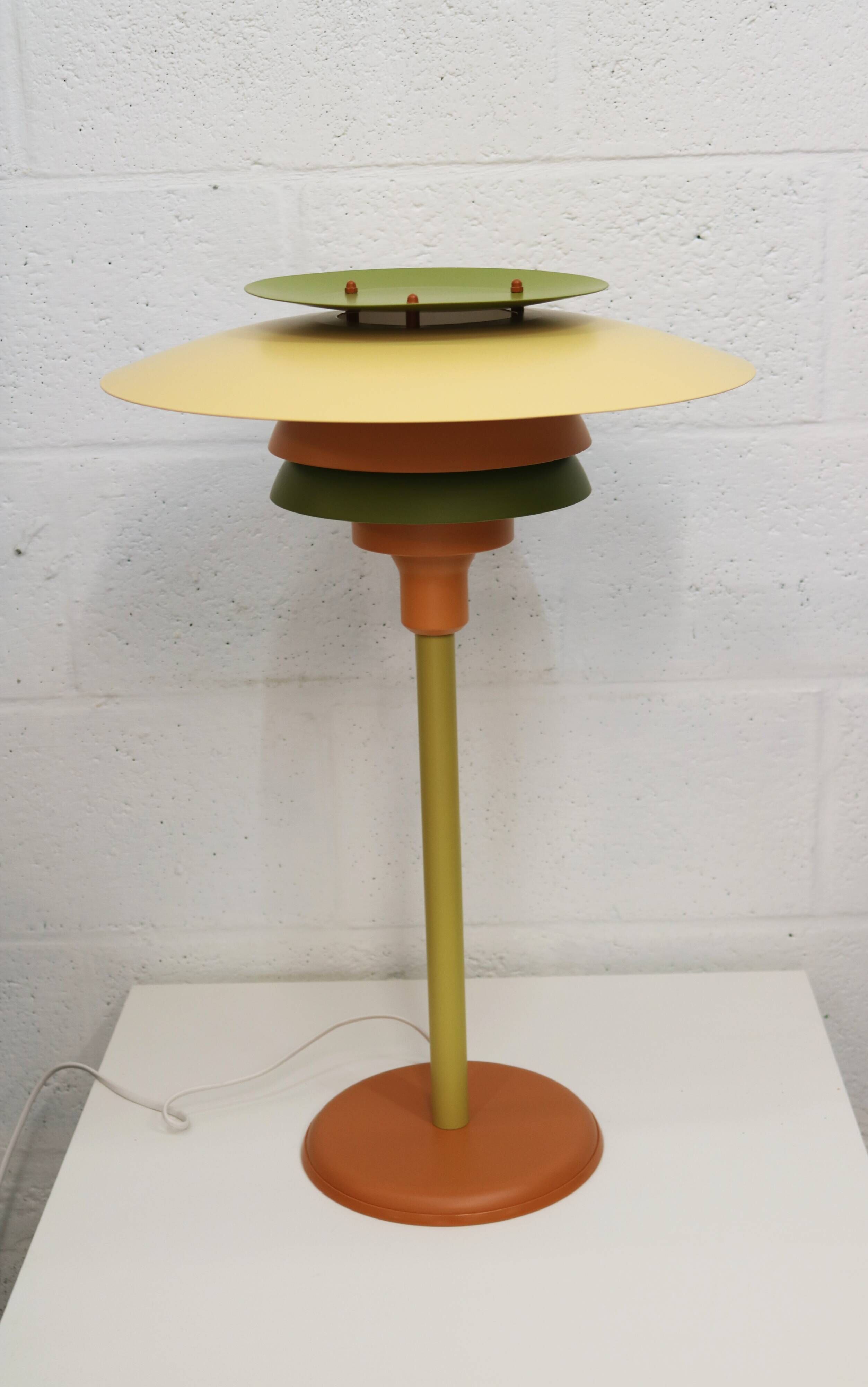 Lampe de bureau danoise unique en rose et vert par Lyskaer - Modèle 2252 -