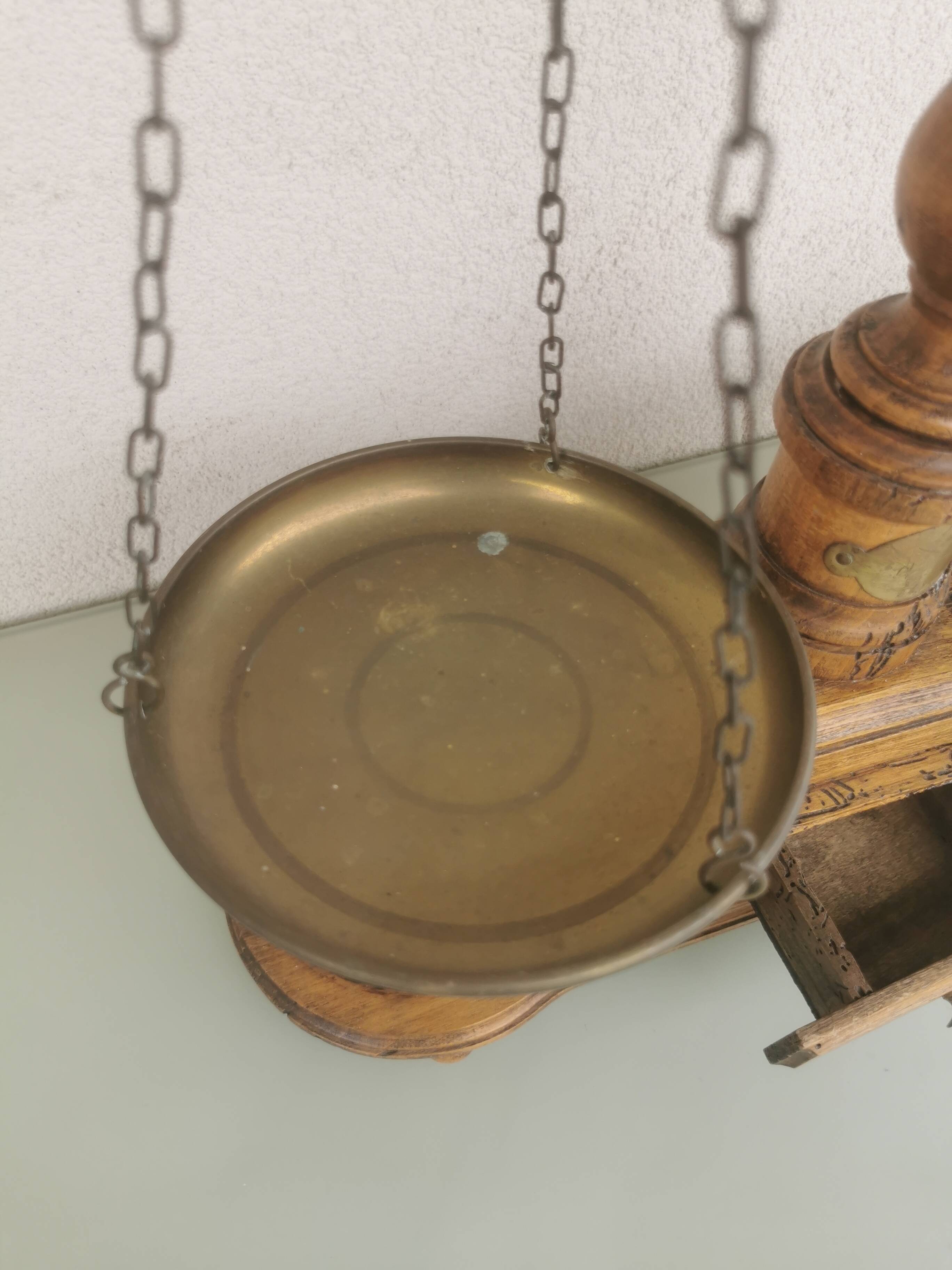 Ancient trebuchet balance