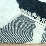 Moroccan wool rug handwoven 2.5x1.5 m