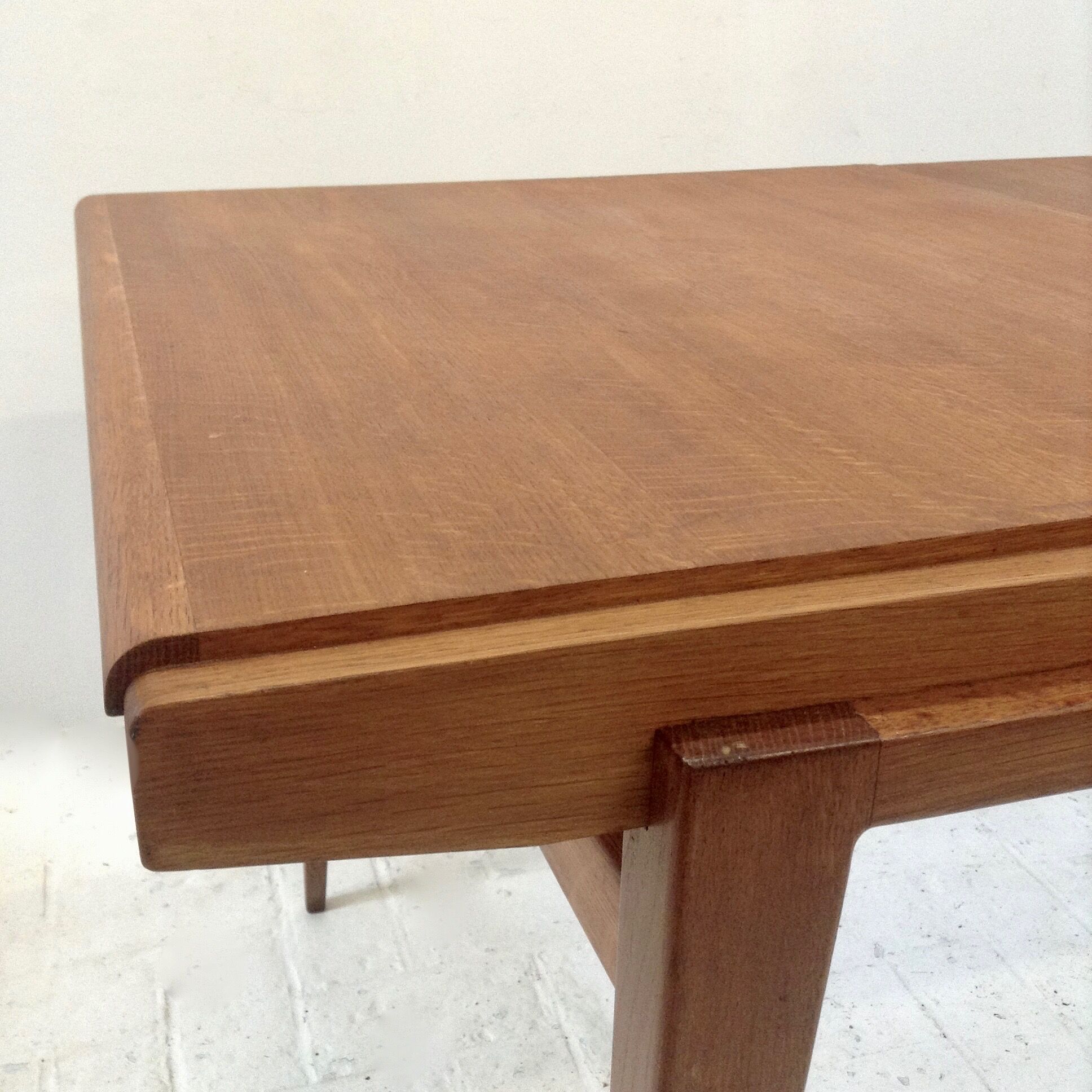 Table de salle à manger