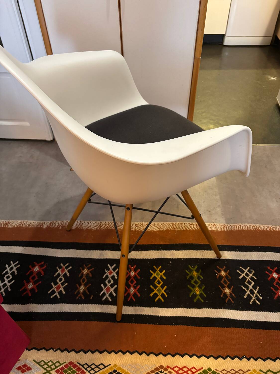 Fauteuil Eames DAW original Vitra, édition 2018